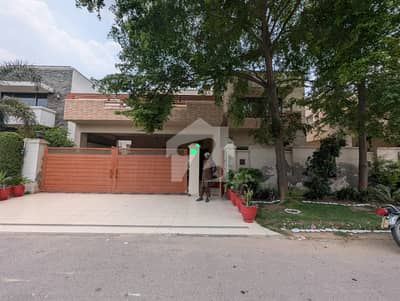 A Brig House Of 17 Marla Available For Sale A Brig House Of 17 Marla Available For Sale