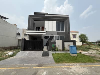 5 Marla Brand New House For Sale