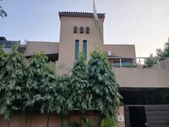 عسکری 10 عسکری,لاہور میں 4 کمروں کا 10 مرلہ مکان 1.8 لاکھ میں کرایہ پر دستیاب ہے۔