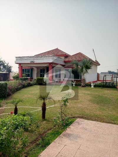 Stunning Farmhouse for Sale on Barki Road Lahore | 3 Bedroom Luxury Farmhouse Near DHA Phase 7 Stunning Farmhouse for Sale on Barki Road Lahore | 3 Bedroom Luxury Farmhouse Near DHA Phase 7