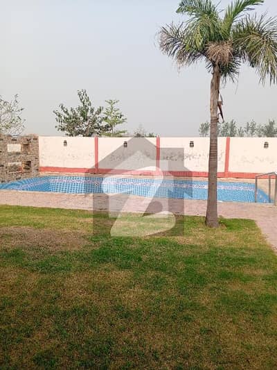برکی روڈ کینٹ,لاہور میں 2 کمروں کا 3 کنال فارم ہاؤس 2.5 کروڑ میں برائے فروخت۔