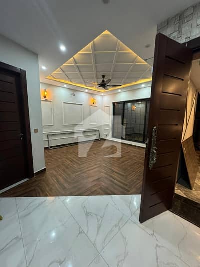 10 Marla Designer House For rent 10 Marla Designer House For rent
