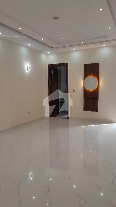 ایل ڈی اے ایوینیو ۔ بلاک جے ایل ڈی اے ایوینیو,لاہور میں 6 کمروں کا 10 مرلہ مکان 4.25 کروڑ میں برائے فروخت۔ ایل ڈی اے ایوینیو ۔ بلاک جے ایل ڈی اے ایوینیو,لاہور میں 6 کمروں کا 10 مرلہ مکان 4.25 کروڑ میں برائے فروخت۔