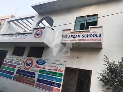 جیا باگا روڈ لاہور میں 10 کمروں کا 9 مرلہ عمارت 4.25 کروڑ میں برائے فروخت۔