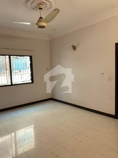 FULL FLOOR RENT NISHAT COMM 1900 SQFT
