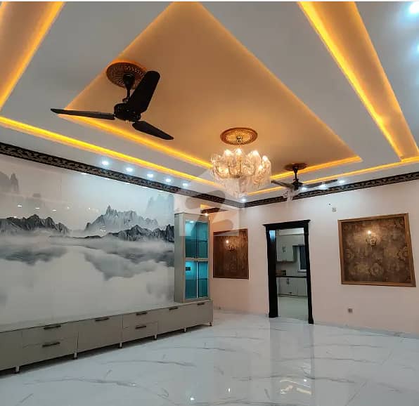G-13 50*90 Luxury House Available For Sale G-13 50*90 Luxury House Available For Sale