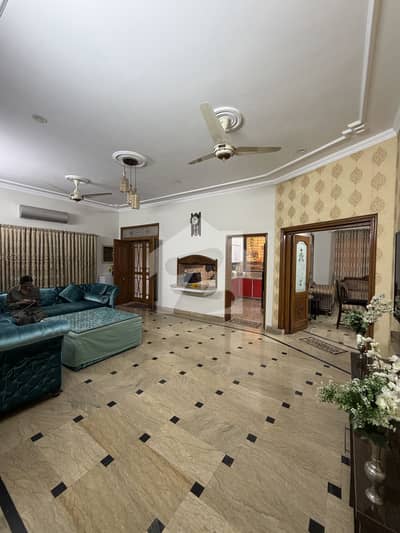 10 Marla House In Central Sabzazar Scheme For Sale
