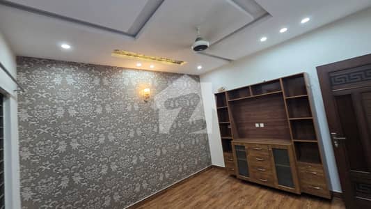 DHA Phase 8 , 10 Marla, 03 Bed, Upper Portion For Rent. Original Pictures Attached.