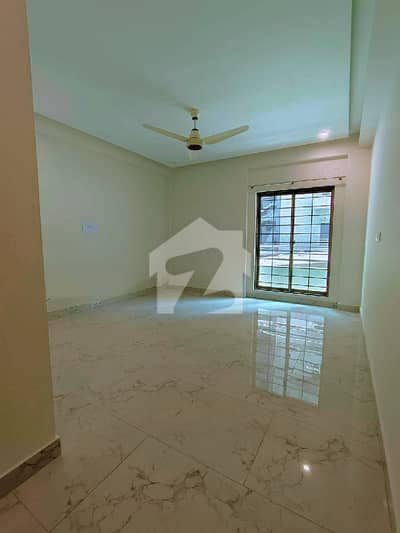 3rd Floor 12 Marla Modern Apartment Available For Sale in Askari 12