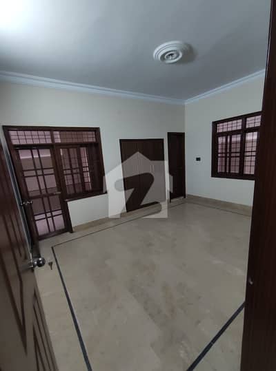 House For Grabs In 240 Square Yards Karachi