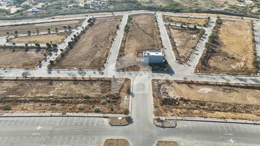 INVESTOR DEAL 272 Sq Yard Plots FOR SALE INVESTOR DEAL 272 Sq Yard Plots FOR SALE