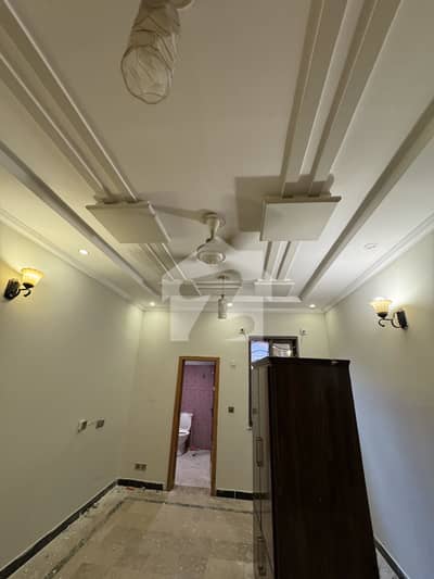 Hayatabad phase 7 sector E5 10m full basement house available for rent.