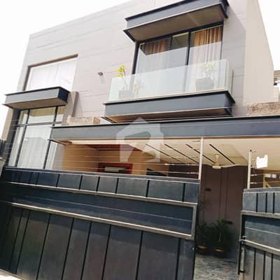 *10 Marla Fully Furnished 4-Bed Luxury House for Sale in DHA Phase 7, Lahore*