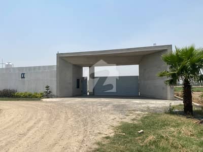4 Kanal Corner Farmhouse With Covered Wall Available For Sale