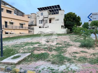 بحریہ انکلیو - سیکٹر اے بحریہ انکلیو,بحریہ ٹاؤن,اسلام آباد میں 10 مرلہ رہائشی پلاٹ 2.5 کروڑ میں برائے فروخت۔