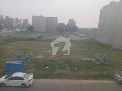 ZEEE Real Estate & Marketing Hot Deal Of The Day In The Hearth Of DHA Phase 6 G Block Direct From "70" Road Near To Park Available ZEEE Real Estate & Marketing Hot Deal Of The Day In The Hearth Of DHA Phase 6 G Block Direct From "70" Road Near To Park Available