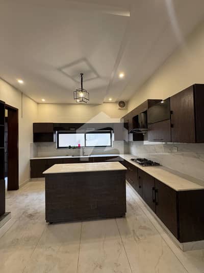 2.5 Kanal Commercial Paid House for Rent Main Boulevard Gulberg 2, Gulberg