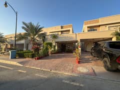 235sq yd villa FOR SALE in Precinct-27 near LONDON BRIDGE & JINNAH AVENUE. One Unit 3 Bedrooms, Drawning, Dining, Closed Italian Kitchen & TV Lounge. All amenities nearby including Parks, Mosques and Gallery. 10min Drive from Main Gate of BTK. 235sq yd villa FOR SALE in Precinct-27 near LONDON BRIDGE & JINNAH AVENUE. One Unit 3 Bedrooms, Drawning, Dining, Closed Italian Kitchen & TV Lounge. All amenities nearby including Parks, Mosques and Gallery. 10min Drive from Main Gate of BTK.