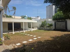 100% CHANCE DEAL 1000 YARD HOUSE FOR SALE IN MOST PRIME LOCATION