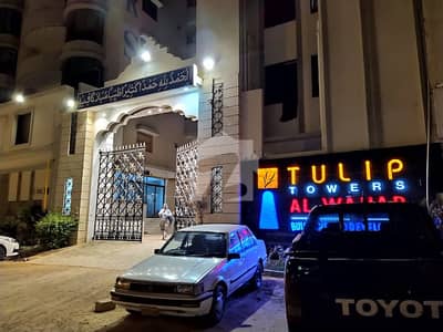 ٹیولِپ ٹاور سعدی روڈ,کراچی میں 4 کمروں کا 12 مرلہ فلیٹ 1.0 لاکھ میں کرایہ پر دستیاب ہے۔