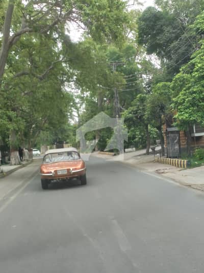 9 KANAL PROPERTY MALL ROAD MAIN BOULEVARD GULBERG SHADMAN JAIL ROAD LAHORE