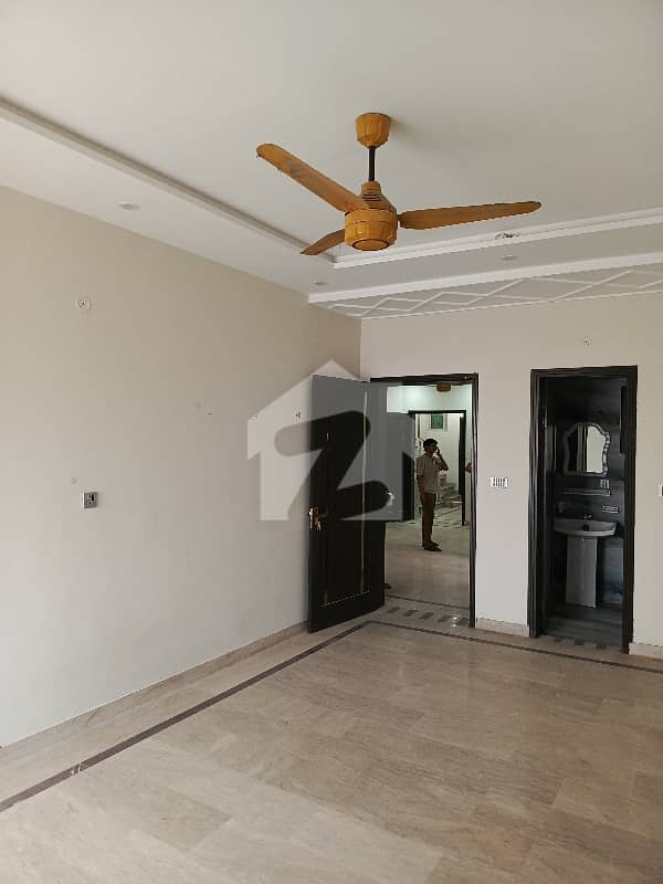 12-Marla House For Rent 12-Marla House For Rent
