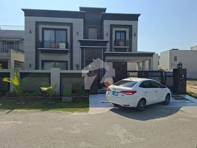 ڈی ایچ اے فیز 6 ڈیفنس (ڈی ایچ اے),لاہور میں 5 کمروں کا 1 کنال مکان 11.0 کروڑ میں برائے فروخت۔ ڈی ایچ اے فیز 6 ڈیفنس (ڈی ایچ اے),لاہور میں 5 کمروں کا 1 کنال مکان 11.0 کروڑ میں برائے فروخت۔