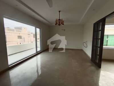 ڈی ایچ اے فیز 2 - بلاک کیو فیز 2,ڈیفنس (ڈی ایچ اے),لاہور میں 3 کمروں کا 1 کنال بالائی پورشن 1.4 لاکھ میں کرایہ پر دستیاب ہے۔ ڈی ایچ اے فیز 2 - بلاک کیو فیز 2,ڈیفنس (ڈی ایچ اے),لاہور میں 3 کمروں کا 1 کنال بالائی پورشن 1.4 لاکھ میں کرایہ پر دستیاب ہے۔