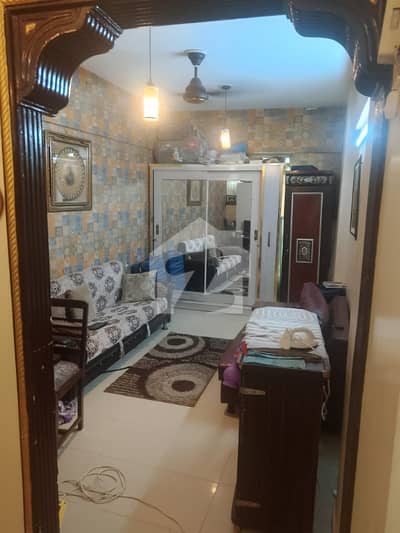 950 Square Feet Flat For sale In Karachi