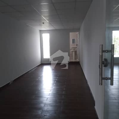 گلبرگ گرینز گلبرگ,اسلام آباد میں 2 مرلہ Studio دفتر 40.0 ہزار میں کرایہ پر دستیاب ہے۔