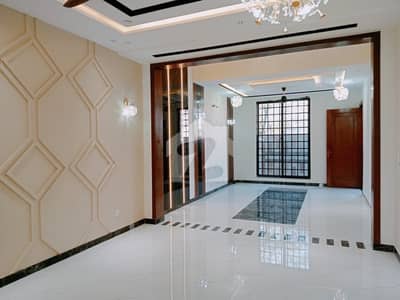 BRAND NEW ULTRA MODERN DOUBLE HEIGHTED HOUSE AVAILABLE FOR SALE IN LDA AVENUE LAHORE
