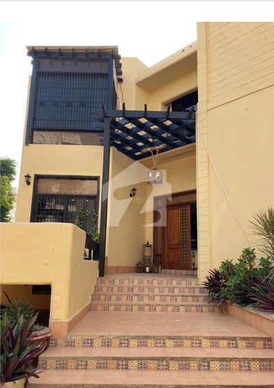1000 yards house for Rent At Phase 5