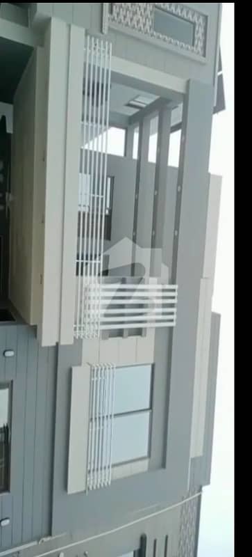 بحریہ آرچرڈ لاہور میں 5 کمروں کا 8 مرلہ مکان 1.2 لاکھ میں کرایہ پر دستیاب ہے۔