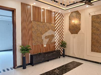 DOUBLE HEIGHTED LOBBY BRAND NEW 12 MARLA HOUSE DOUBLE STORY AVAILBLE FOR SALE