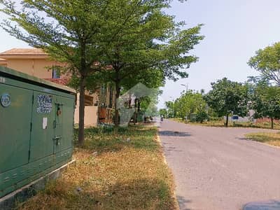 Premium 1 Kanal Plot for Sale in DHA Phase 7, Lahore Premium 1 Kanal Plot for Sale in DHA Phase 7, Lahore