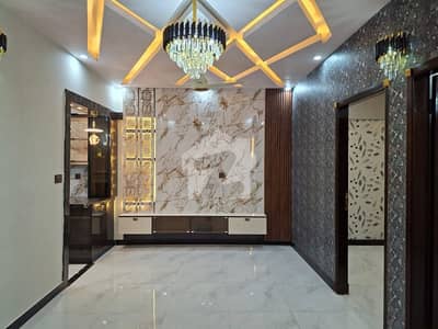 Flat available for sale 3 bed dd west open kda lease bank loan applicable 2nd floor in juhar block 7 Flat available for sale 3 bed dd west open kda lease bank loan applicable 2nd floor in juhar block 7
