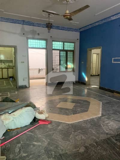 چکلالہ سکیم 3 چکلالہ سکیم,راولپنڈی میں 2 کمروں کا 10 مرلہ زیریں پورشن 45.0 ہزار میں کرایہ پر دستیاب ہے۔ چکلالہ سکیم 3 چکلالہ سکیم,راولپنڈی میں 2 کمروں کا 10 مرلہ زیریں پورشن 45.0 ہزار میں کرایہ پر دستیاب ہے۔