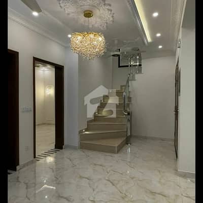 10 Marla Luxury House Available For Rent In Sector C Bahria Town Lahore