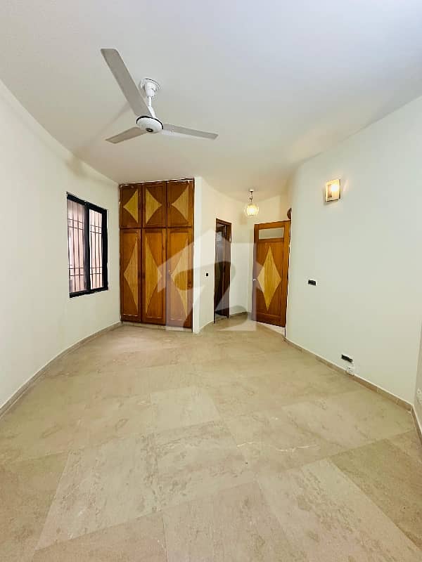 Beautiful Triple Storey House For Sale Beautiful Triple Storey House For Sale