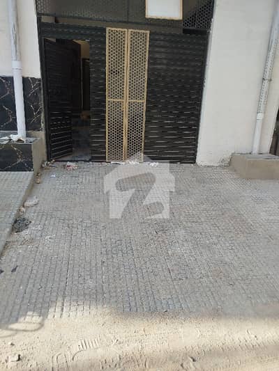 1150 square ft ground floor office available for rent VIP location of tipu sultan road.