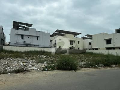 1000 Yards Plot 90 Front Fully Developed Area Best For Builders