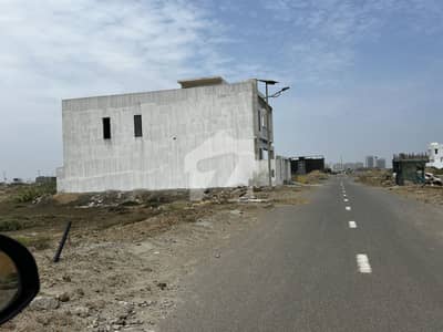 1000 Yards Plot Near Abubakar Masjid 90 Front Available For Sale