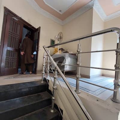 4 Marla corner independent 2nd floor Upper Portion for Rent in Block Johar Town Phase 2 | Near Emporium Mall & Expo Centre