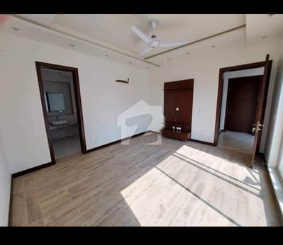 1 Knal Upper Portion Available For Rent In Valencia Town