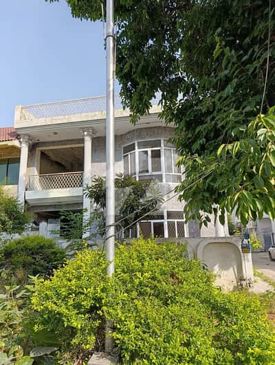 Old House In F10