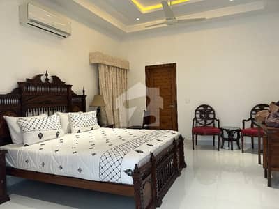 Fully Furnished Exctive Level Room