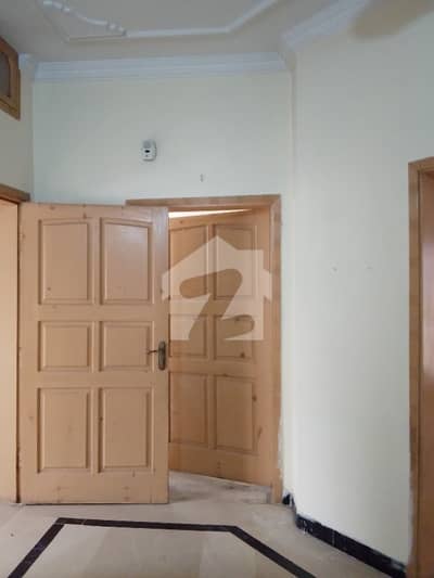 Upper Portion For Rent G 13 4 Marla Without Mumty