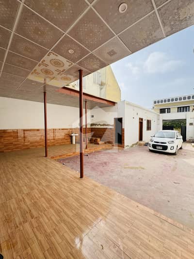 Warehouse Available for Rent  Location: Gulshan e iqbal block 4A, Karachi Total Area: 2000 Square Feet