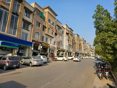 بحریہ ٹاؤن فیز 7 بحریہ ٹاؤن راولپنڈی,راولپنڈی میں 6 کمروں کا 8 مرلہ عمارت 18.0 کروڑ میں برائے فروخت۔ بحریہ ٹاؤن فیز 7 بحریہ ٹاؤن راولپنڈی,راولپنڈی میں 6 کمروں کا 8 مرلہ عمارت 18.0 کروڑ میں برائے فروخت۔