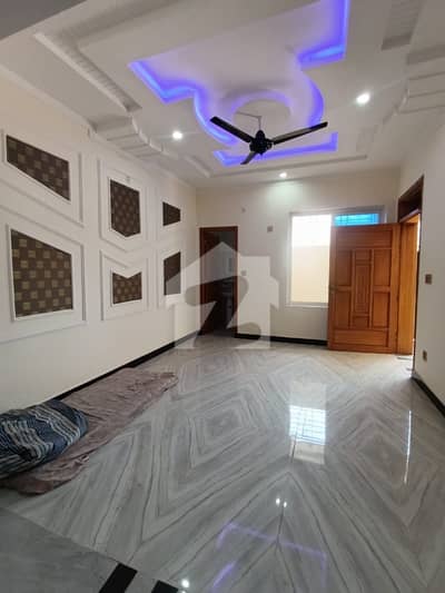 بنی گالہ اسلام آباد میں 2 کمروں کا 5 مرلہ مکان 1.35 کروڑ میں برائے فروخت۔